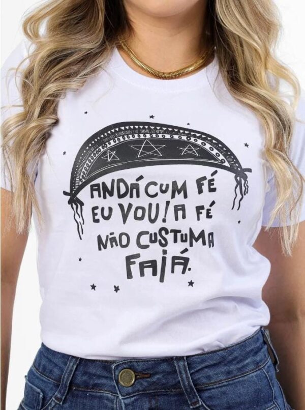 T shirt Chapéu